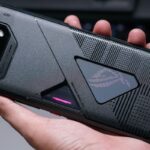 HP gaming 2025 dengan trigger fisik bawaan untuk kontrol presisi saat main PUBG dan Mobile Legends