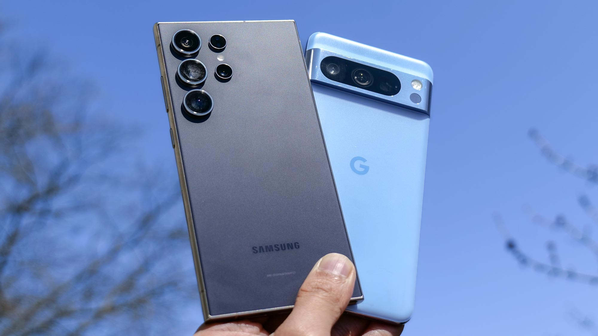 Pixel 8 Pro vs Galaxy S24 Ultra: Pilihan Terbaik untuk Konten Creator 2025?