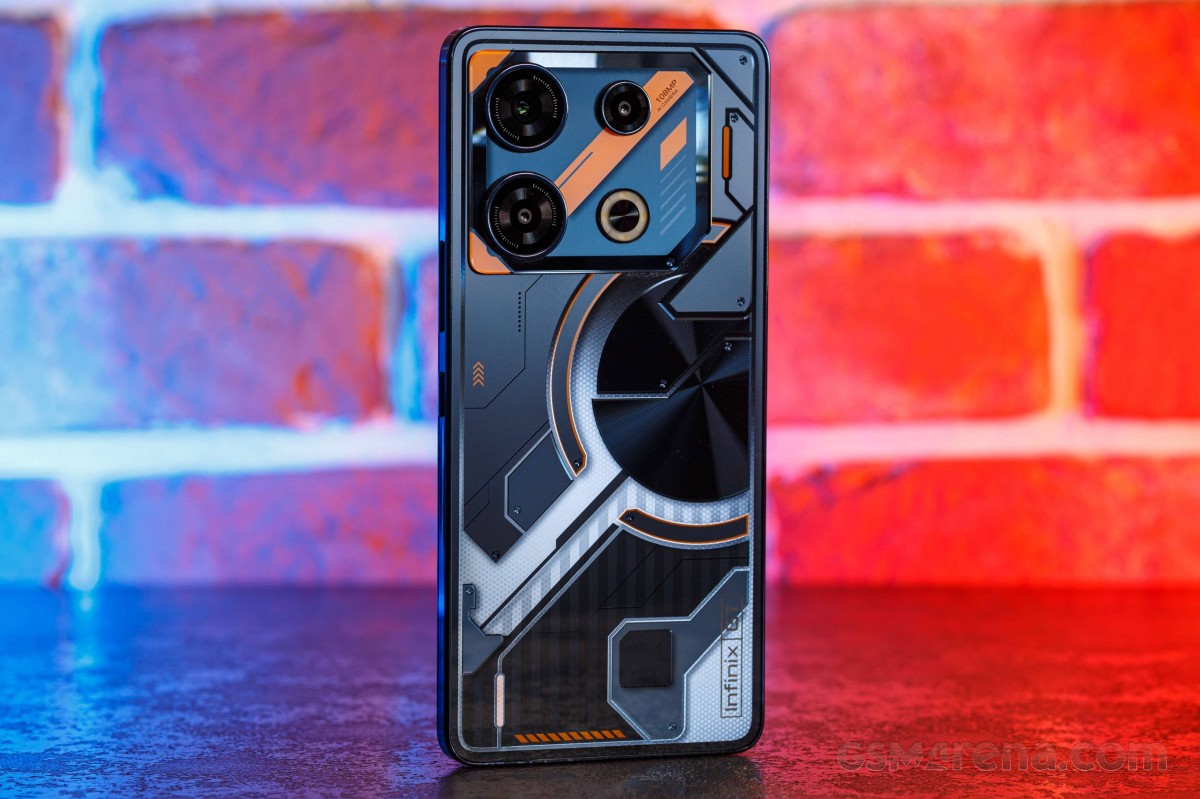 Review Infinix GT 10 Pro 2025: Desain RGB Futuristik & Performa Gaming Gahar!
