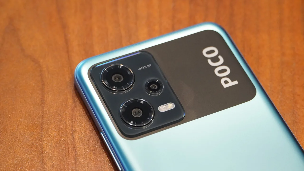 HP gaming tipis dan ringan terbaik 2025 untuk pengalaman bermain lama tanpa pegal